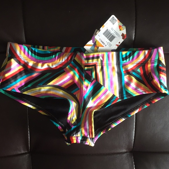 Volcom Bikini board shorts - Picture 4 of 7